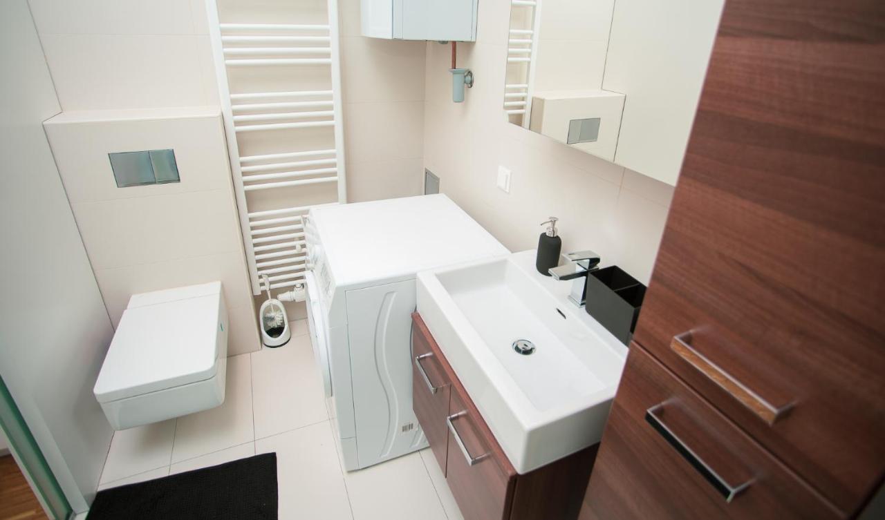 1020 | Vie | Apartment Виена Екстериор снимка